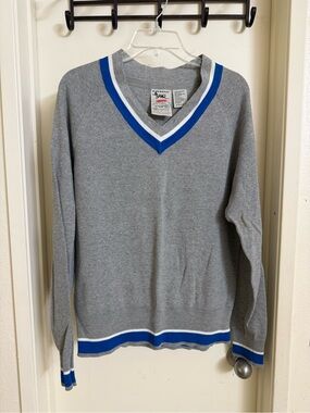 Triple 5 Soul men’s v neck sweater